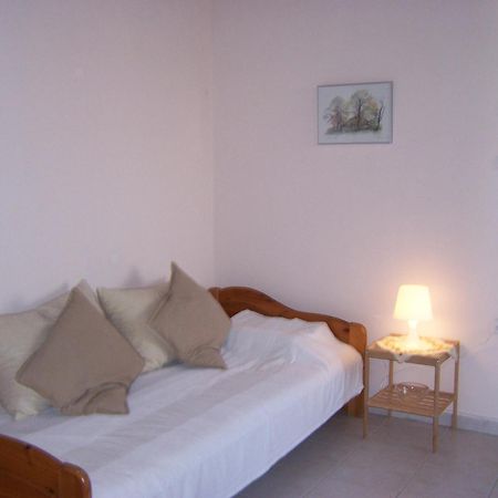 Maria'S Haus In Artemida Daire Dış mekan fotoğraf