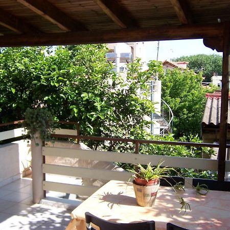 Maria'S Haus In Artemida Daire Dış mekan fotoğraf