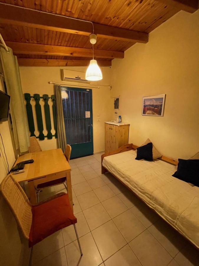 Maria'S Haus In Artemida Daire Dış mekan fotoğraf