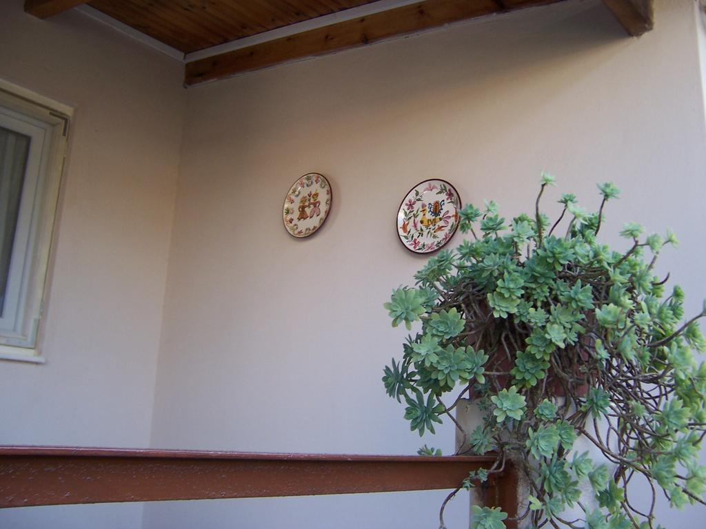 Maria'S Haus In Artemida Daire Dış mekan fotoğraf