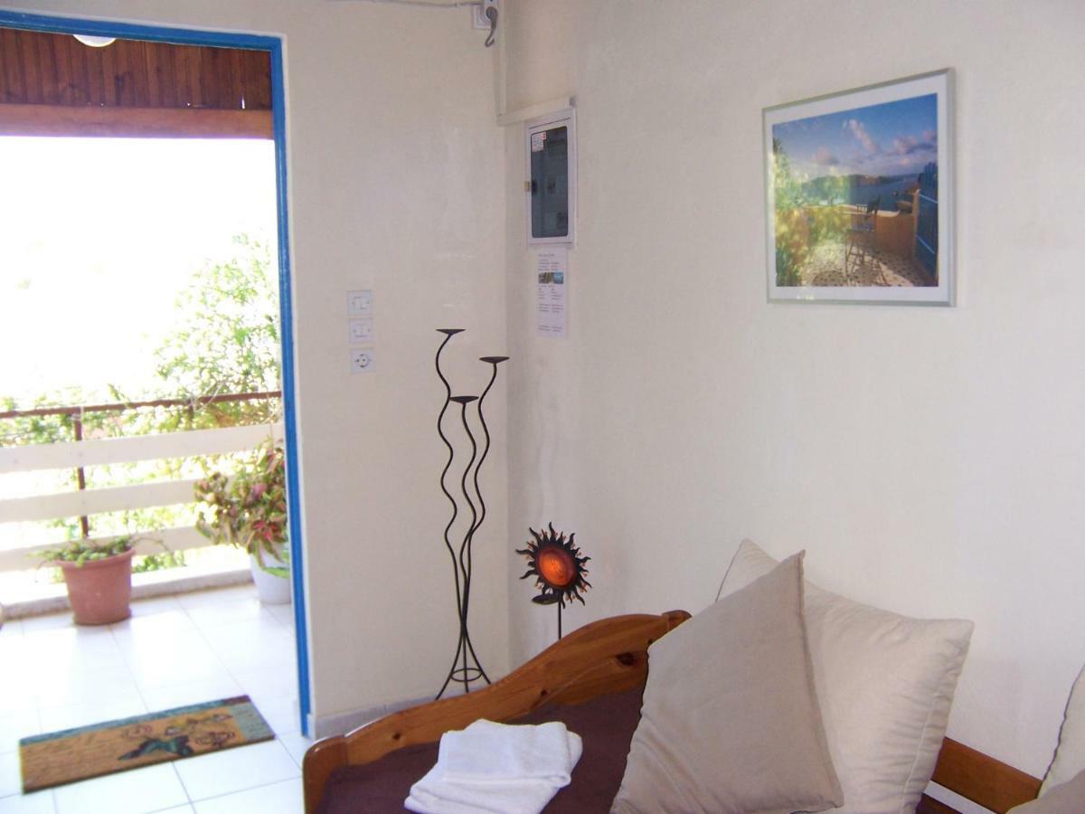 Maria'S Haus In Artemida Daire Dış mekan fotoğraf